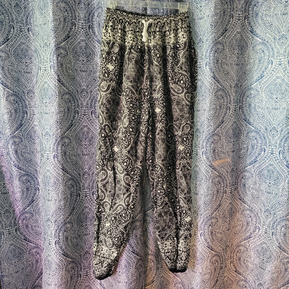 black and white harem pants